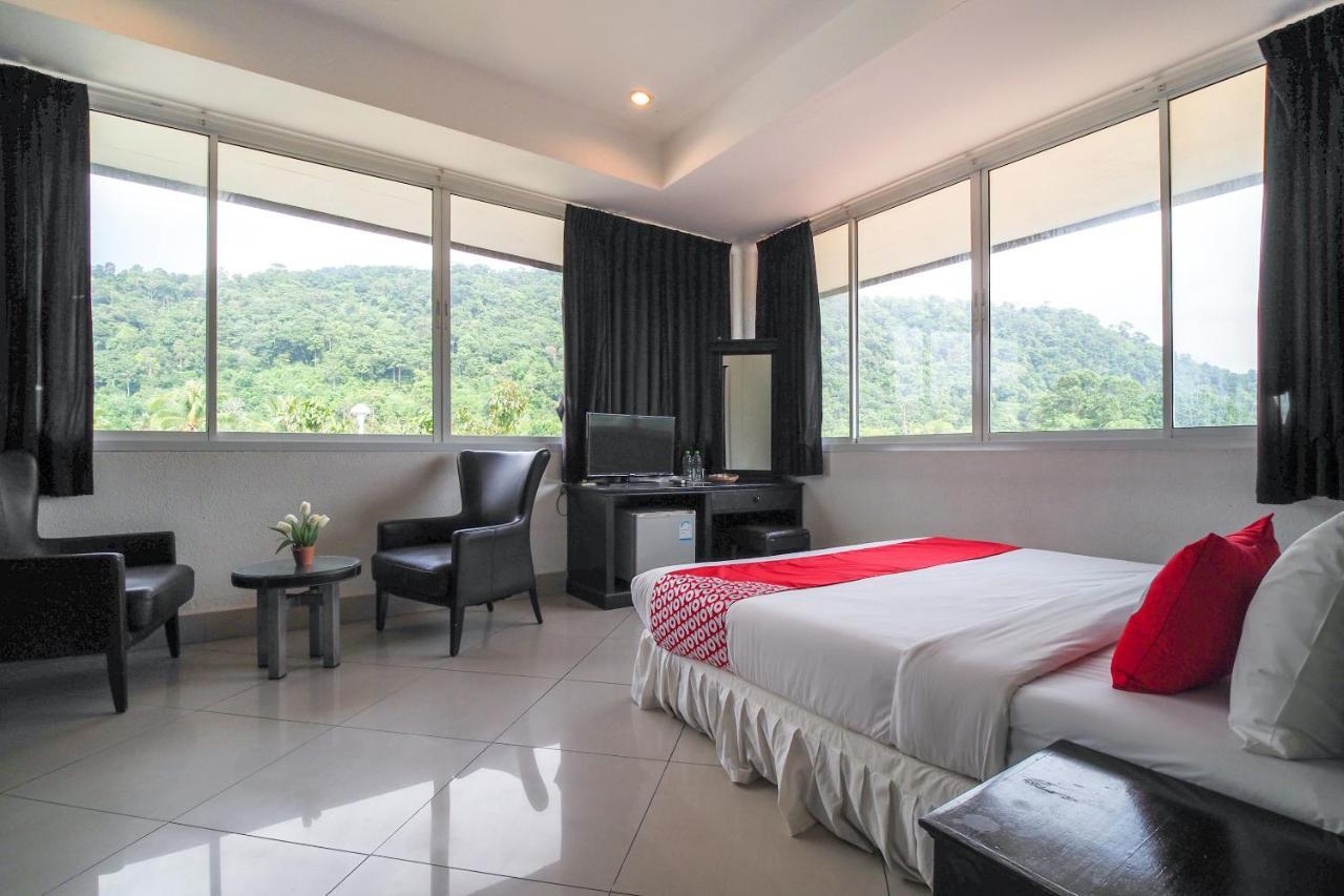 Oyo 835 Koh Chang Luxury Hotel Exterior photo
